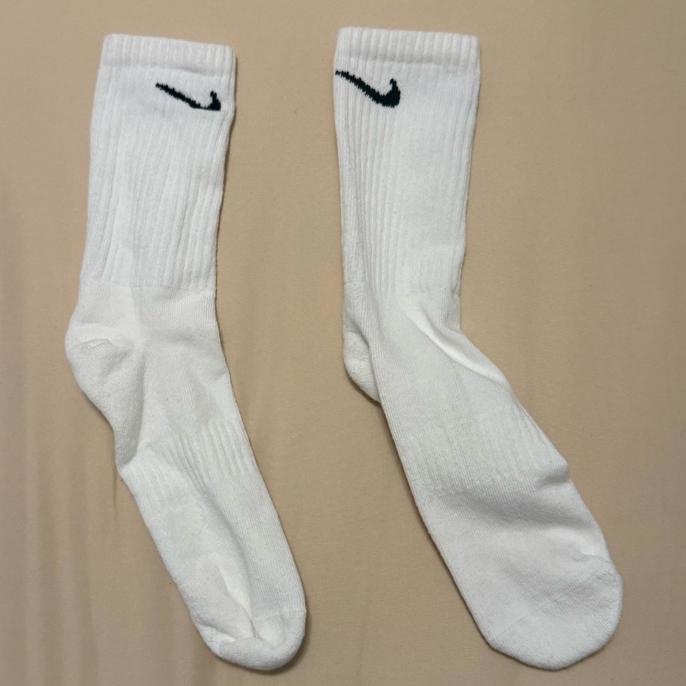 Nike White Athletic Crew Socks